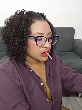 Snapshot of gigiblue89 chatting on July 30, 11:20 am gigiblue89 online show from July 30, 11:20 am