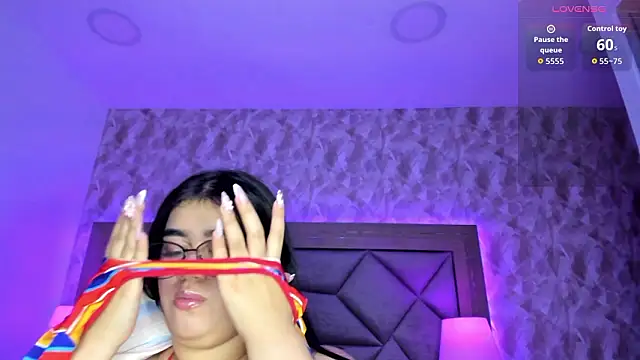 AnniJones online show from March 4, 3:25 am