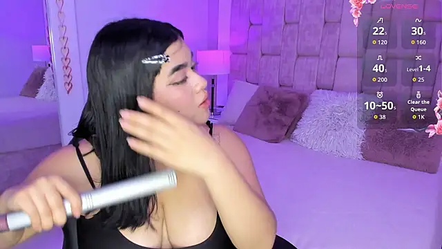 AnniJones online show from March 24, 3:06 am