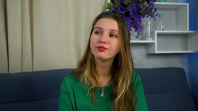 AshelyPeakes online show from February 28, 1:16 am