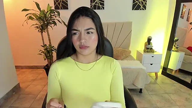 sara stormy online show from March 18, 9:59 pm