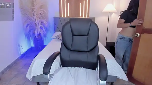 sara stormy online show from February 20, 1:24 pm