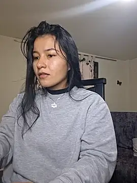 Miiia a online show from March 24, 6:30 pm