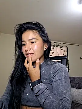 Snapshot of Miiia_a chatting on February 19, 7:44 pm Miiia a online show from February 19, 7:44 pm