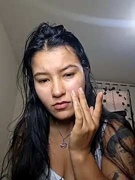 Miiia a online show from March 19, 3:56 pm