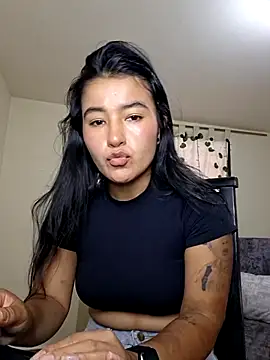 Snapshot of Miiia_a chatting on February 20, 7:05 pm Miiia a online show from February 20, 7:05 pm