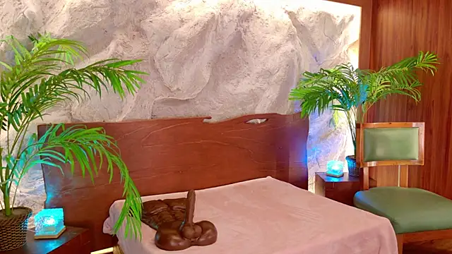 Rolyloren  online show from February 26, 4:07 pm