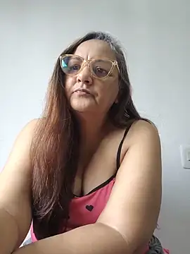 Snapshot of Noemipopi chatting on June 7, 1:16 pm Noemipopi online show from June 7, 1:16 pm