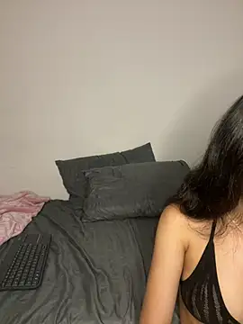 Snapshot of megan_sol chatting on June 25, 4:10 am megan sol online show from June 25, 4:10 am