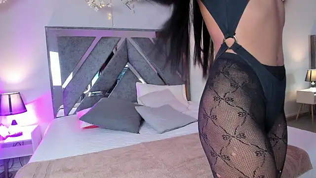 Esmeralda carrascal online show from April 2, 3:13 am