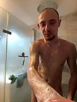 Crevette311 online show from January 12, 3:30 pm