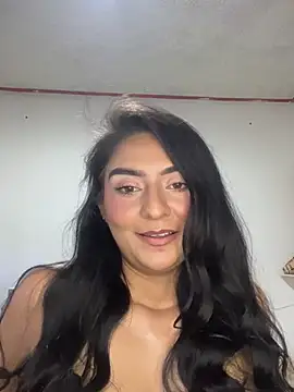 marielijimenez  online show from July 27, 11:17 am