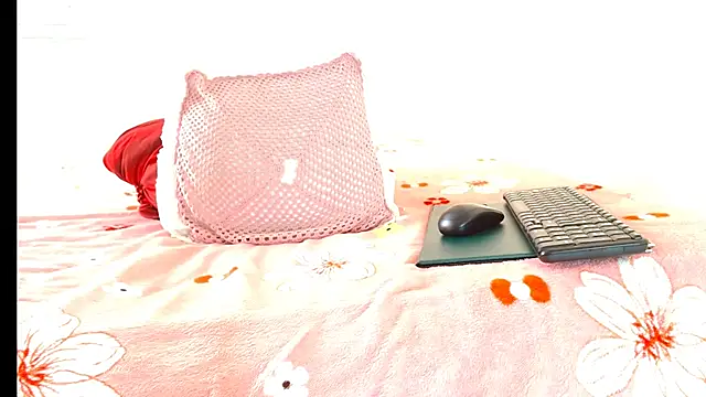  online show from March 20, 8:10 pm