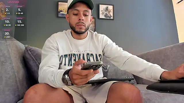 Daniel kingx online show from March 31, 5:26 pm