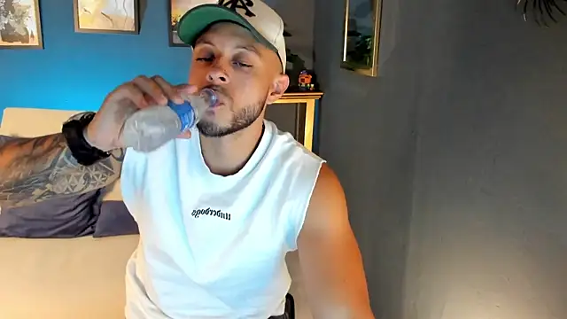 Daniel kingx online show from April 8, 4:52 pm