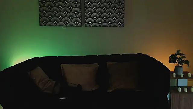 Daniel kingx online show from March 11, 1:38 pm