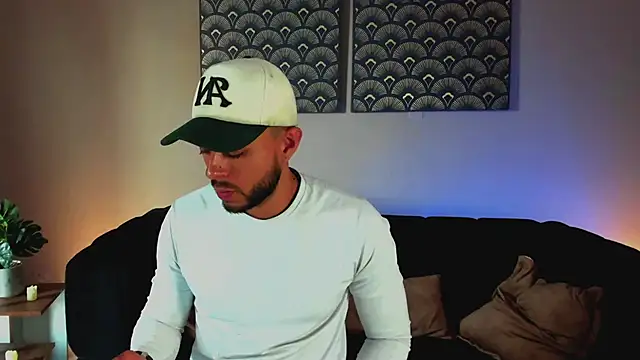 Daniel kingx online show from March 17, 1:58 pm