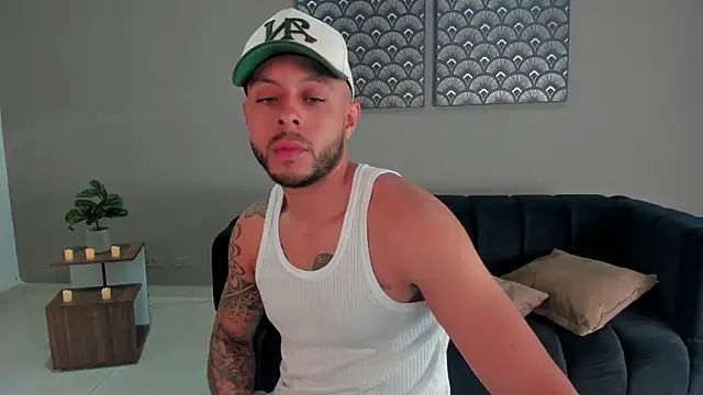 Snapshot of Daniel_kingx chatting on February 20, 11:56 am Daniel kingx online show from February 20, 11:56 am