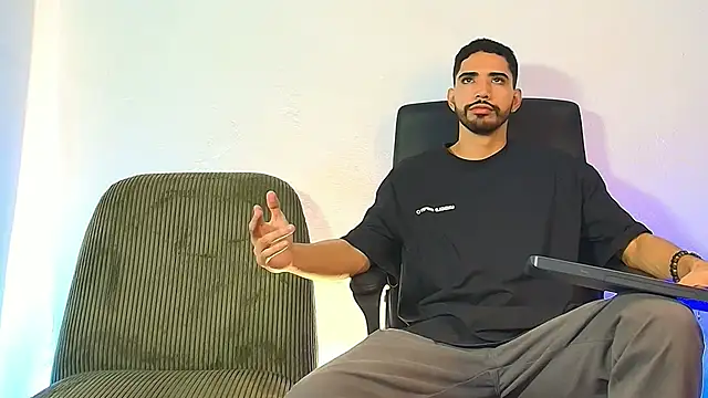 Kratoswolf online show from July 10, 3:56 pm