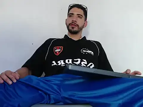 Kratoswolf online show from July 11, 6:19 pm