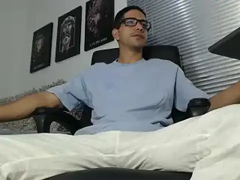 Kratoswolf online show from July 16, 1:52 pm
