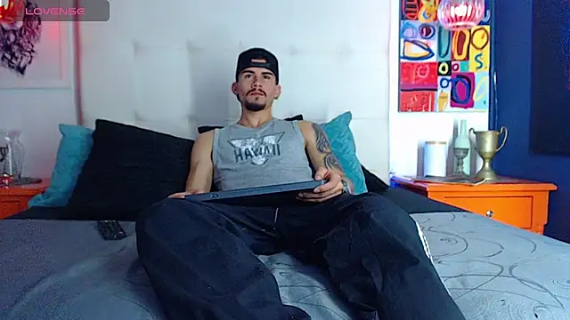 SharonTygaX online show from March 31, 9:28 pm