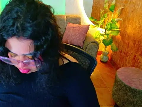  online show from April 7, 6:04 am