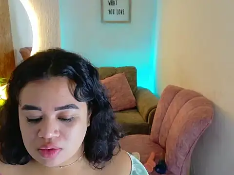  online show from March 18, 3:03 pm