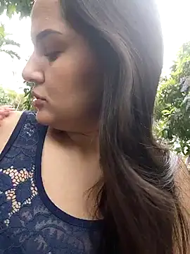 Snapshot of yissela92 chatting on February 21, 7:05 pm yissela92 online show from February 21, 7:05 pm