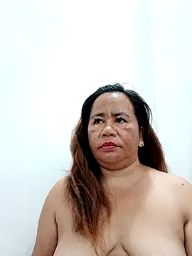 mature l0ve43 online show from May 6, 5:22 am