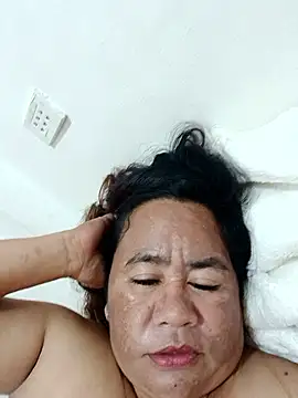 mature l0ve43 online show from May 7, 3:59 pm