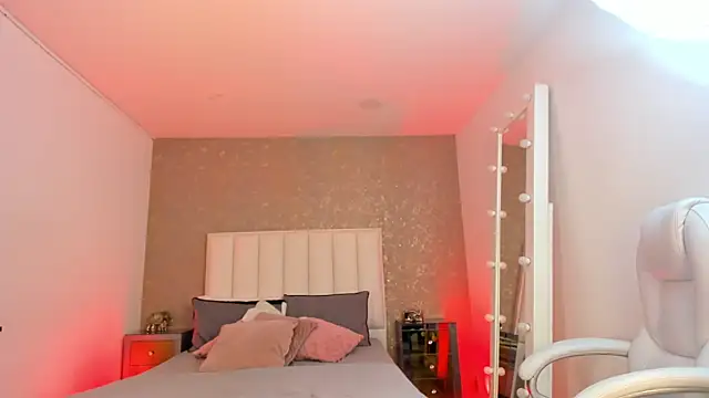 AmyRider  online show from April 5, 11:44 pm