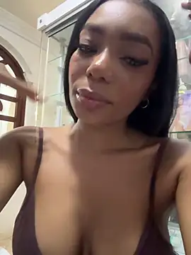 MiaDiamod online show from April 22, 12:34 pm