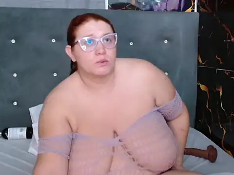 Camila2fajardo online show from March 1, 10:54 pm