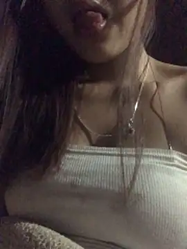 Snapshot of Nth5h chatting on February 25, 4:18 pm Nth5h online show from February 25, 4:18 pm