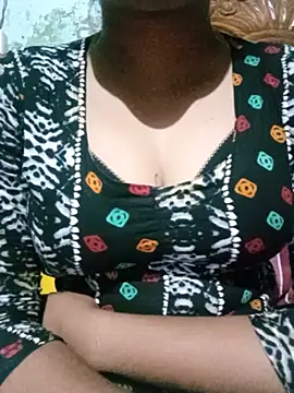 Snapshot of BreezySexyGirl69 chatting on July 5, 12:45 pm BreezySexyGirl69 online show from July 5, 12:45 pm