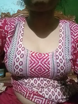 BreezySexyGirl69 online show from May 24, 1:44 pm