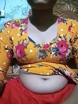 Snapshot of BreezySexyGirl69 chatting on June 16, 1:44 pm BreezySexyGirl69 online show from June 16, 1:44 pm