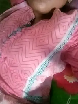 BreezySexyGirl69 online show from March 18, 9:45 am