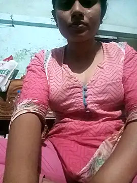 BreezySexyGirl69 online show from March 10, 4:44 pm