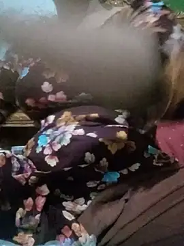 BreezySexyGirl69 online show from June 2, 1:11 pm
