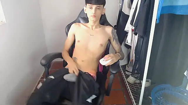 BOY-767 online show from March 18, 8:10 pm