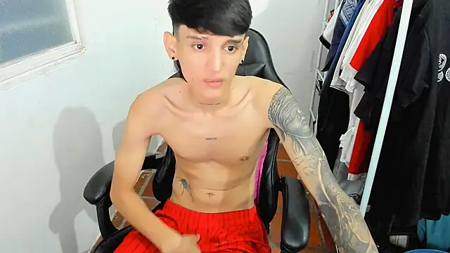 BOY-767 online show from April 4, 11:00 pm