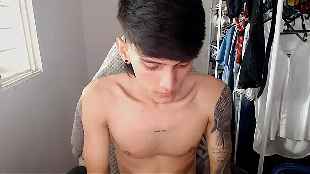 BOY-767 online show from February 18, 6:59 pm