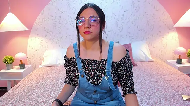 Angelie Rosebrm online show from February 19, 1:13 am