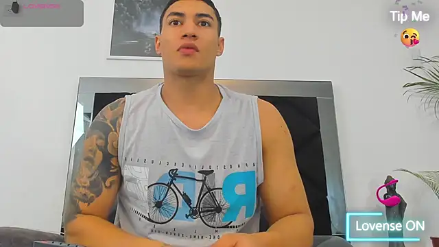 juank adamx online show from July 19, 7:28 am