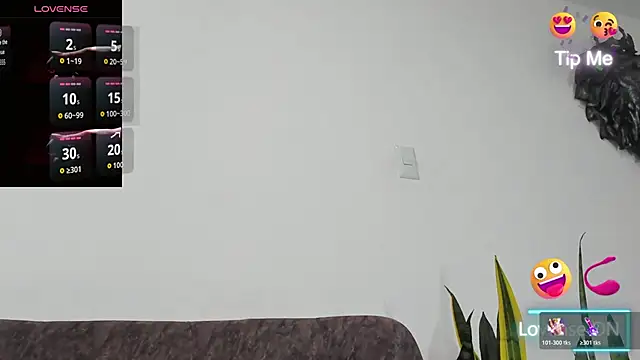 juank adamx online show from June 28, 4:52 am