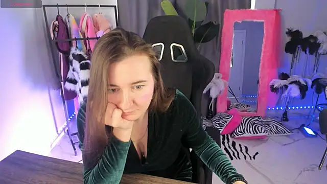 Golden Dragon online show from April 5, 8:43 am