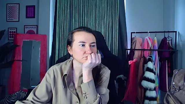 Golden Dragon online show from April 19, 8:37 am