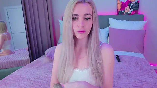 Rossy X online show from May 18, 11:42 pm